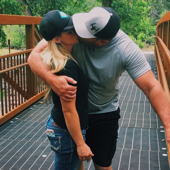 Meet your Posher, Alisha - Picture 1 of 1